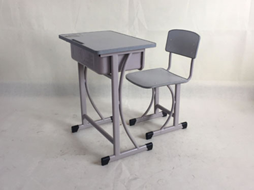 铁艺弯弧课桌椅